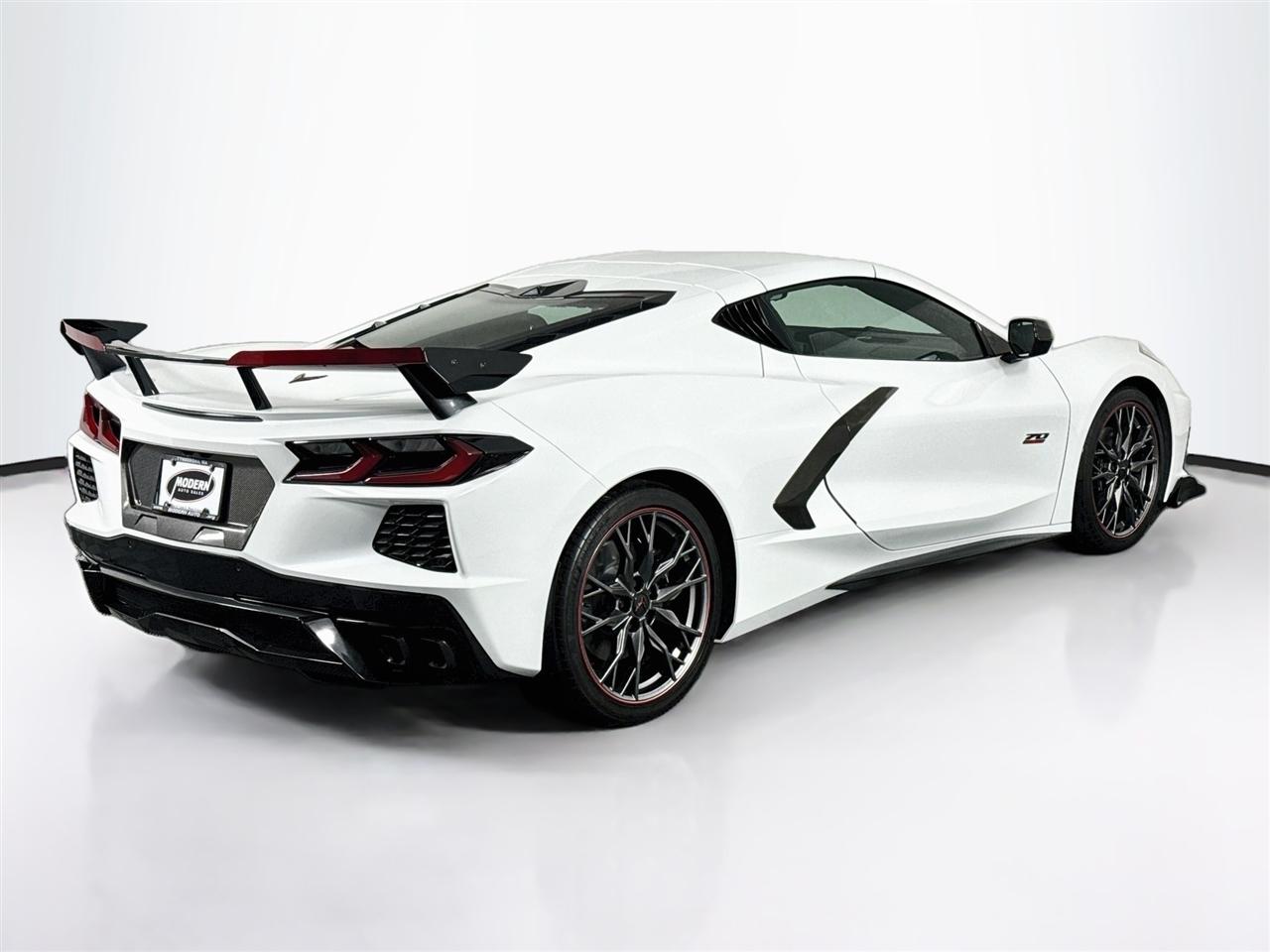 Chevrolet Corvette 2dr Stingray Cpe w/2LT 2023