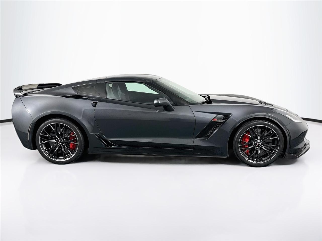 Chevrolet Corvette 2dr Z06 Cpe w/3LZ 2017