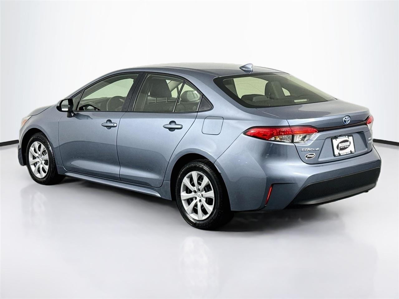 Toyota Corolla Hybrid LE FWD (Natl) 2023