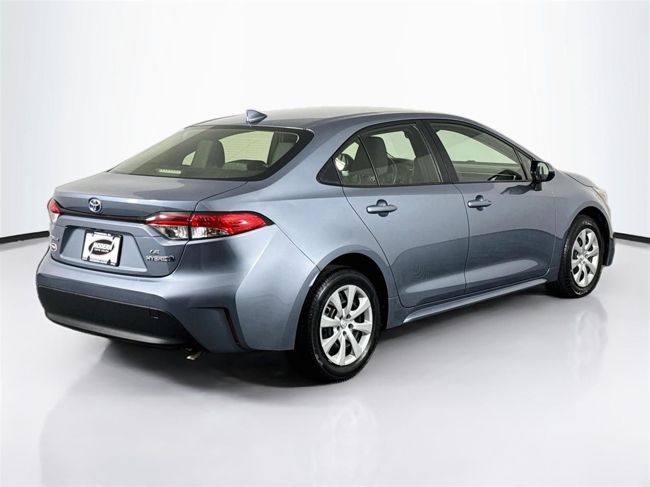 Toyota Corolla Hybrid LE FWD (Natl) 2023