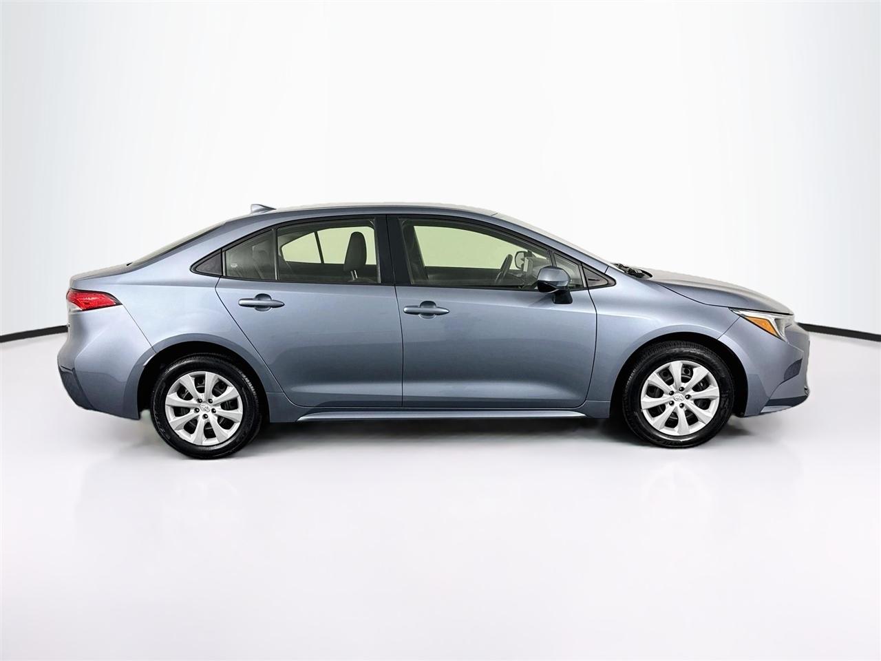 Toyota Corolla Hybrid LE FWD (Natl) 2023