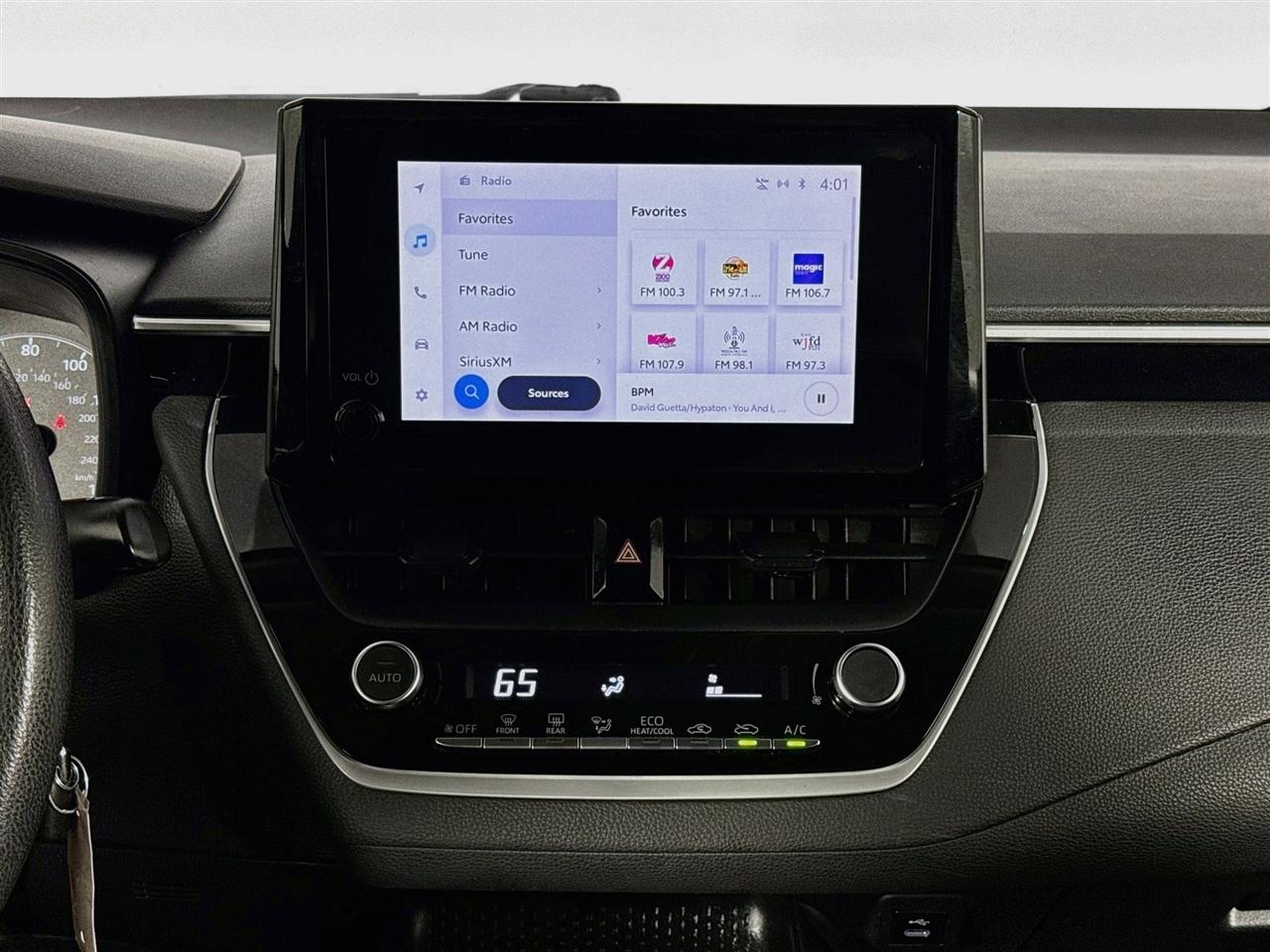 Toyota Corolla Hybrid LE FWD (Natl) 2023
