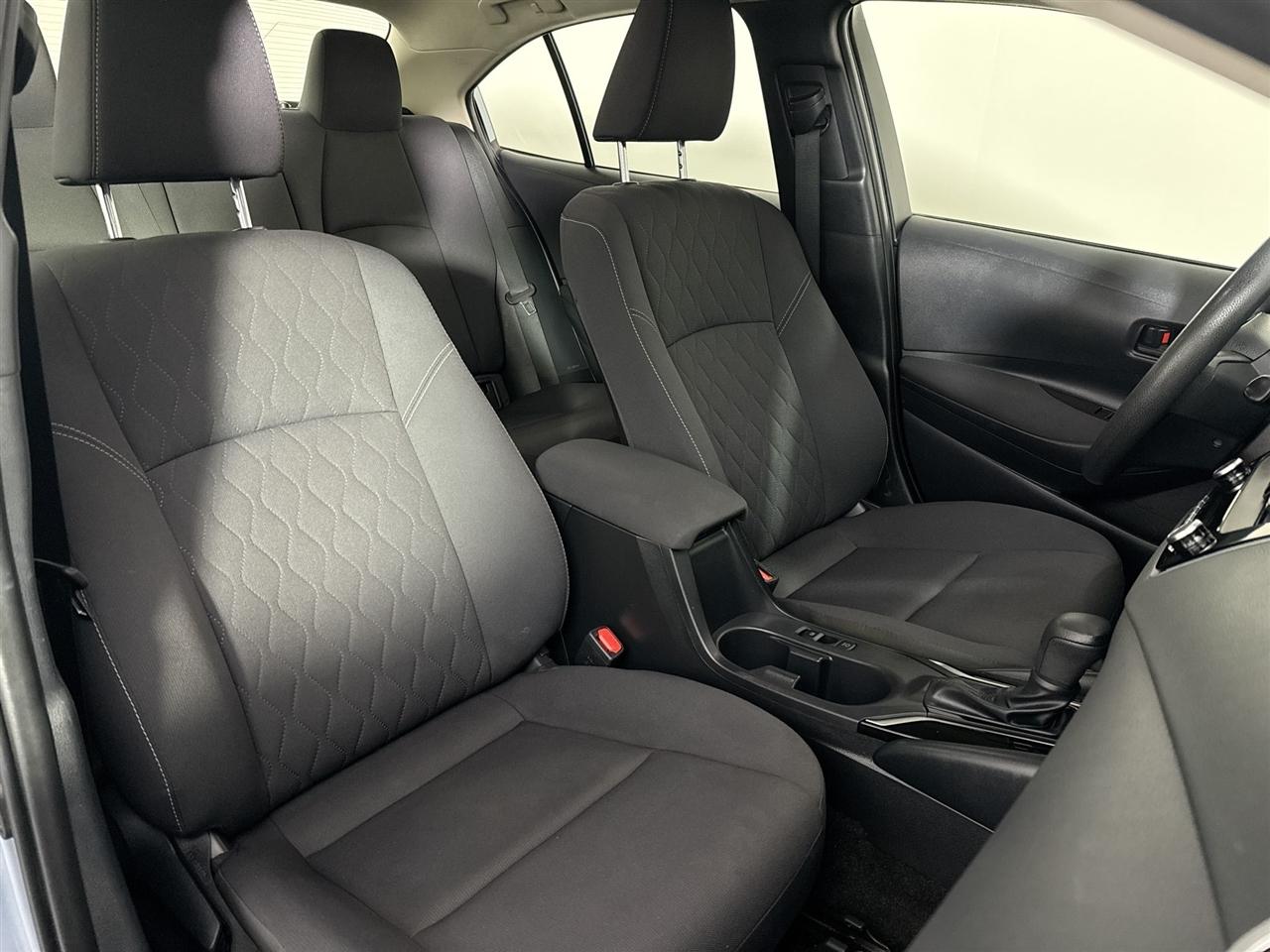 Toyota Corolla Hybrid LE FWD (Natl) 2023