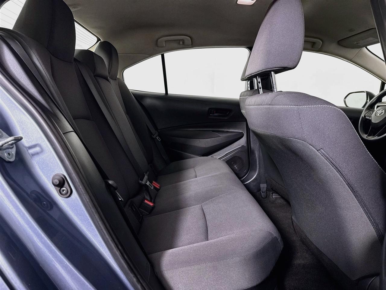 Toyota Corolla Hybrid LE FWD (Natl) 2023