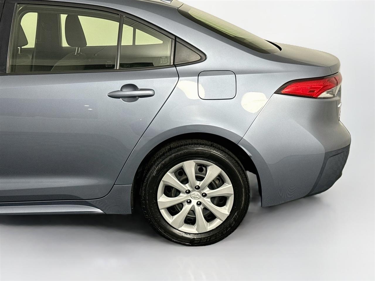 Toyota Corolla Hybrid LE FWD (Natl) 2023