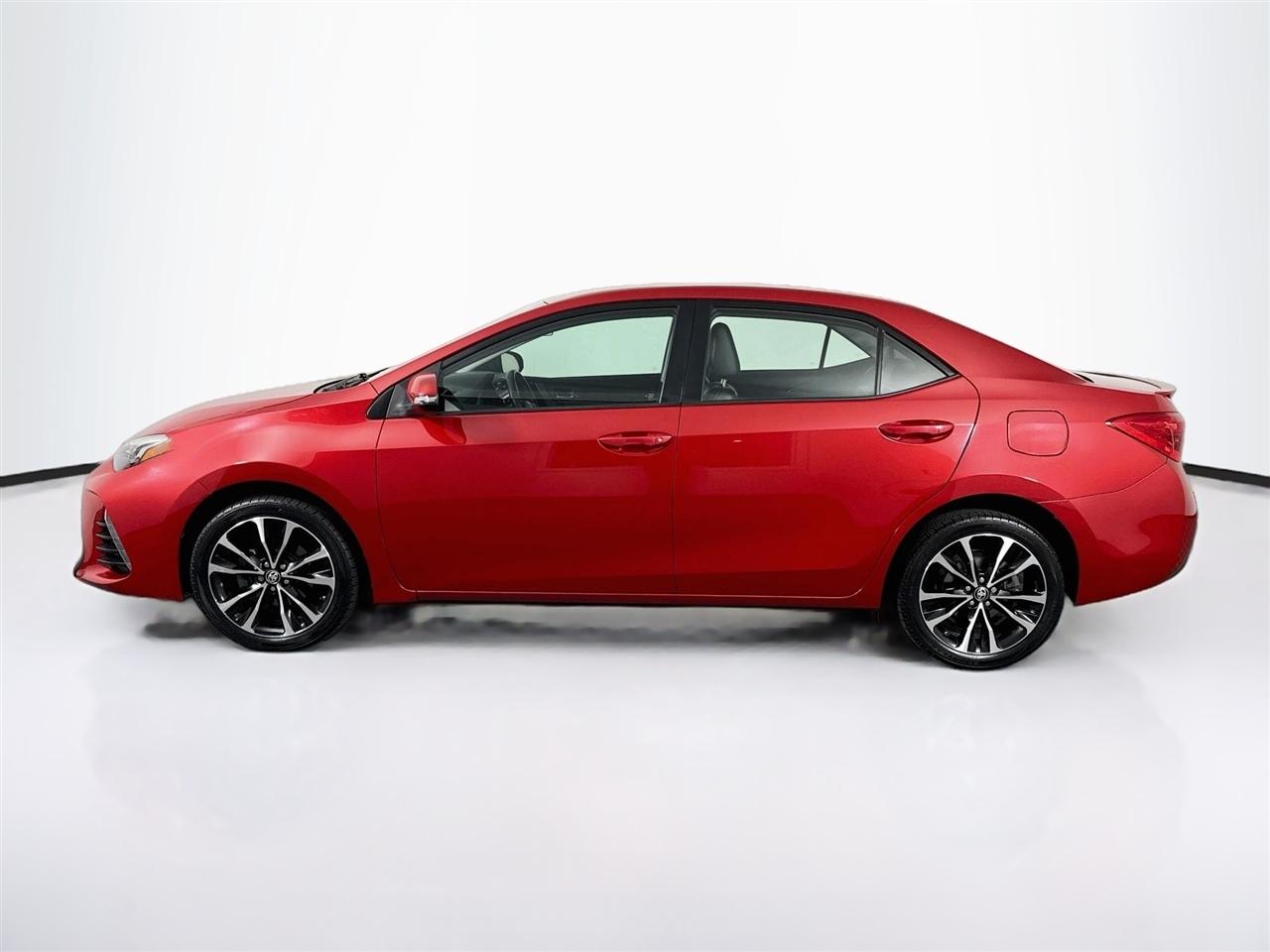Toyota Corolla XLE CVT (Natl) 2019