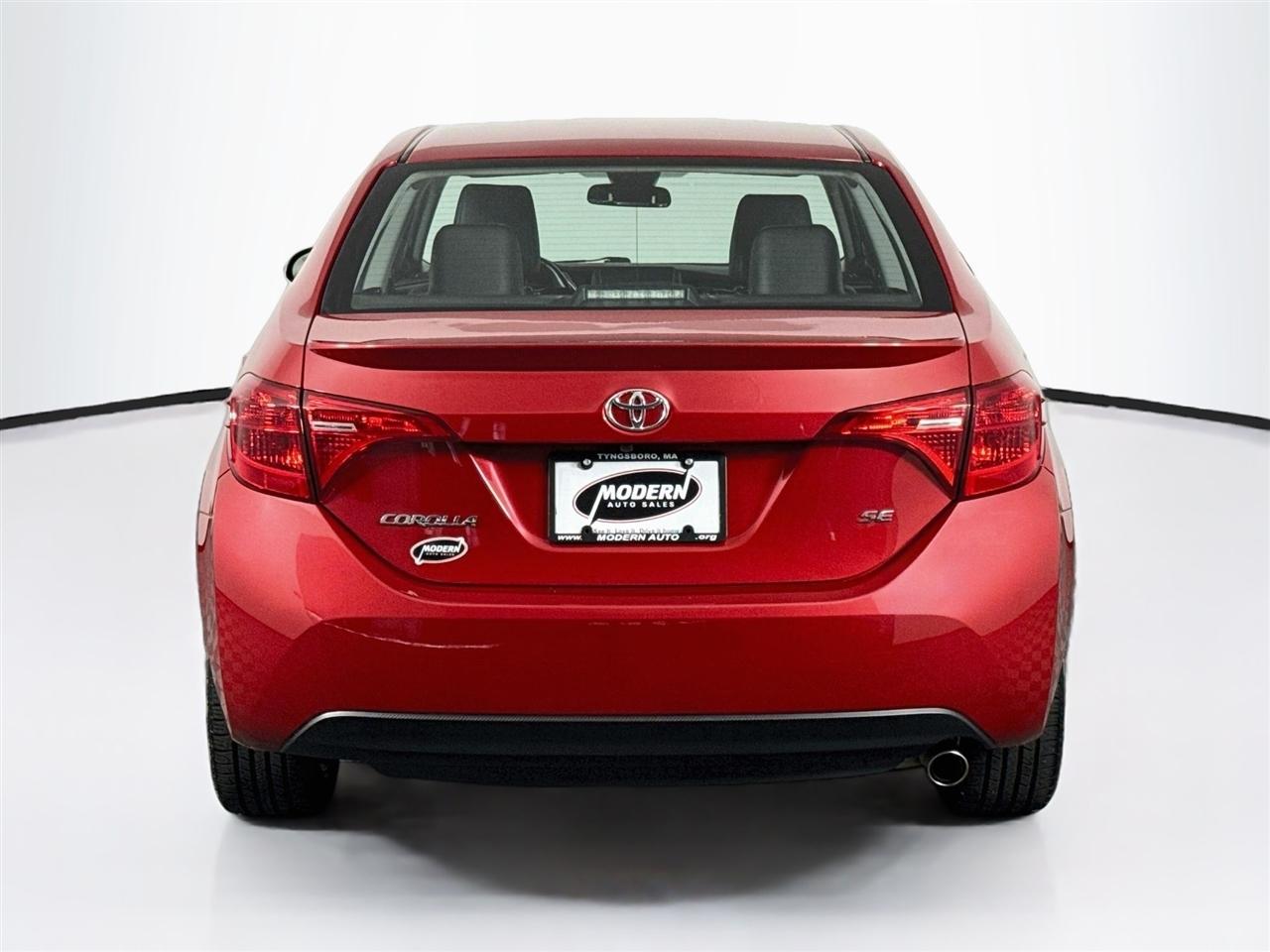 Toyota Corolla XLE CVT (Natl) 2019