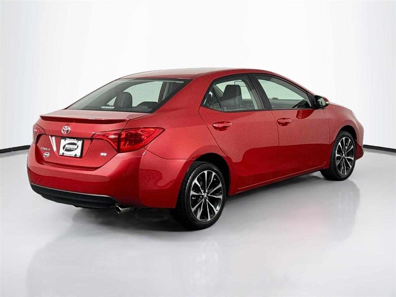 Toyota Corolla XLE CVT (Natl) 2019