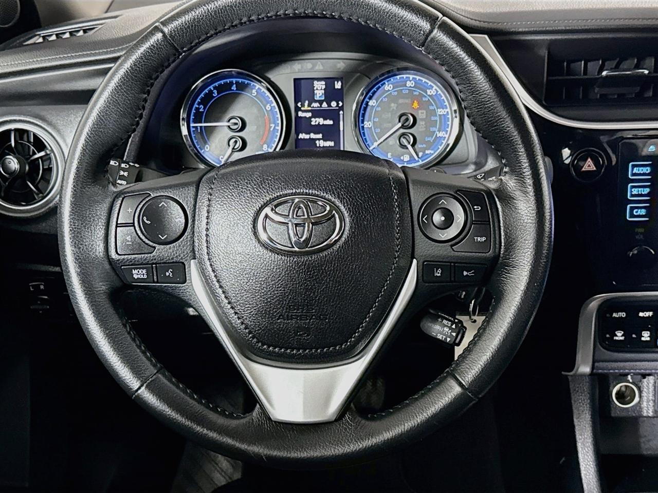 Toyota Corolla XLE CVT (Natl) 2019