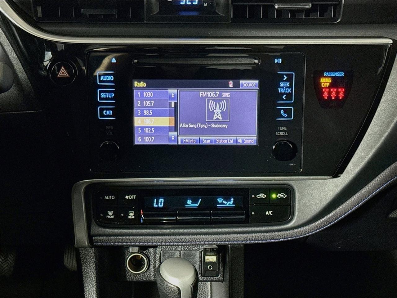Toyota Corolla XLE CVT (Natl) 2019