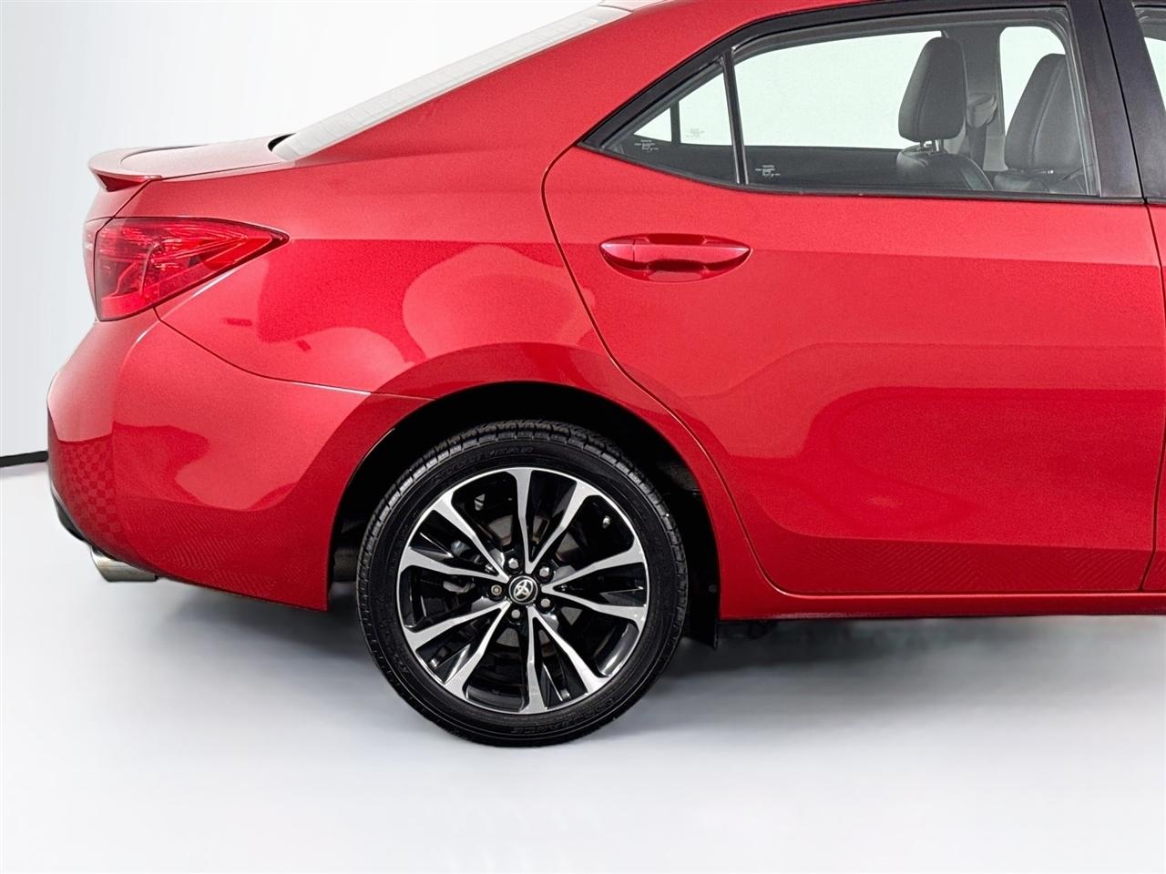 Toyota Corolla XLE CVT (Natl) 2019