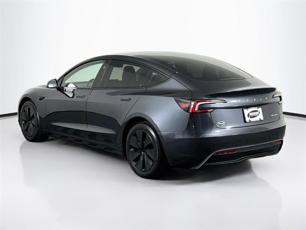 Tesla Model 3 Long Range AWD 2025