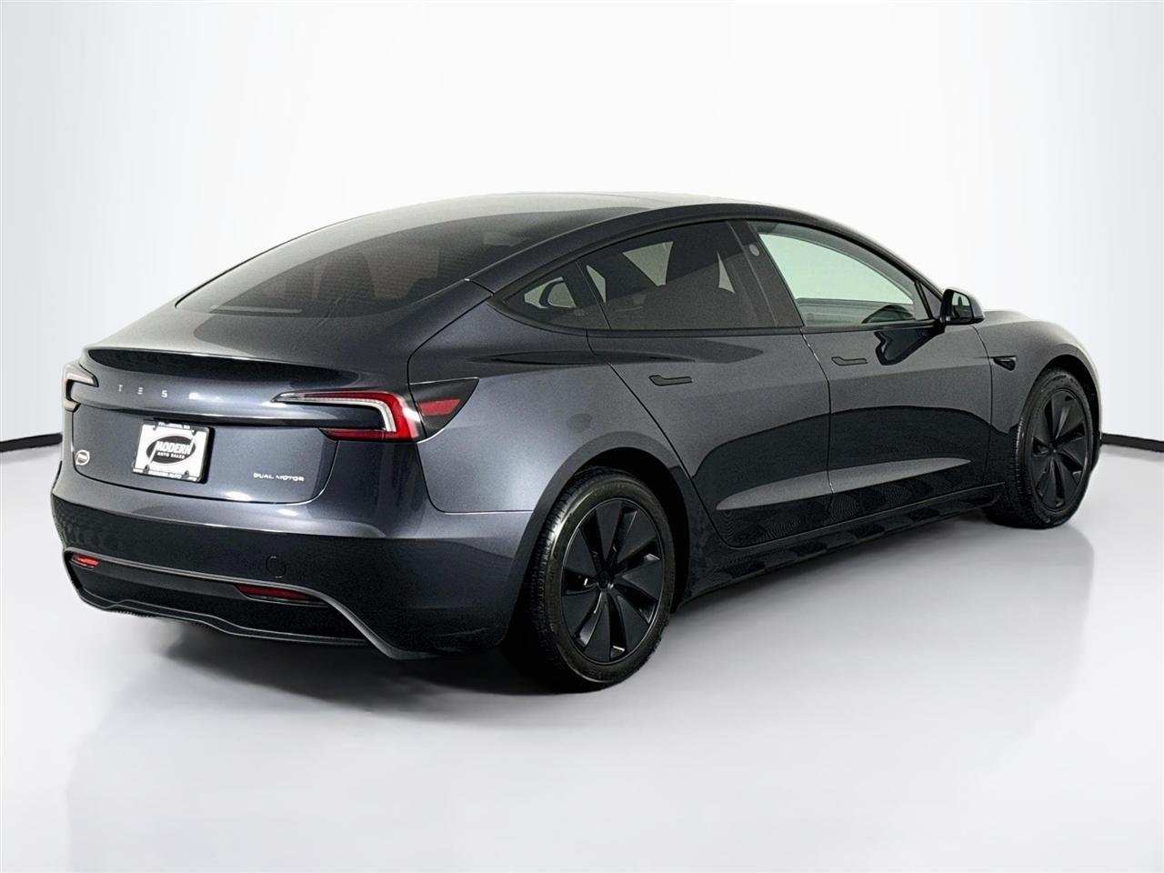Tesla Model 3 Long Range AWD 2025