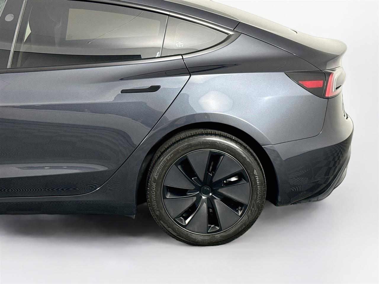 Tesla Model 3 Long Range AWD 2025