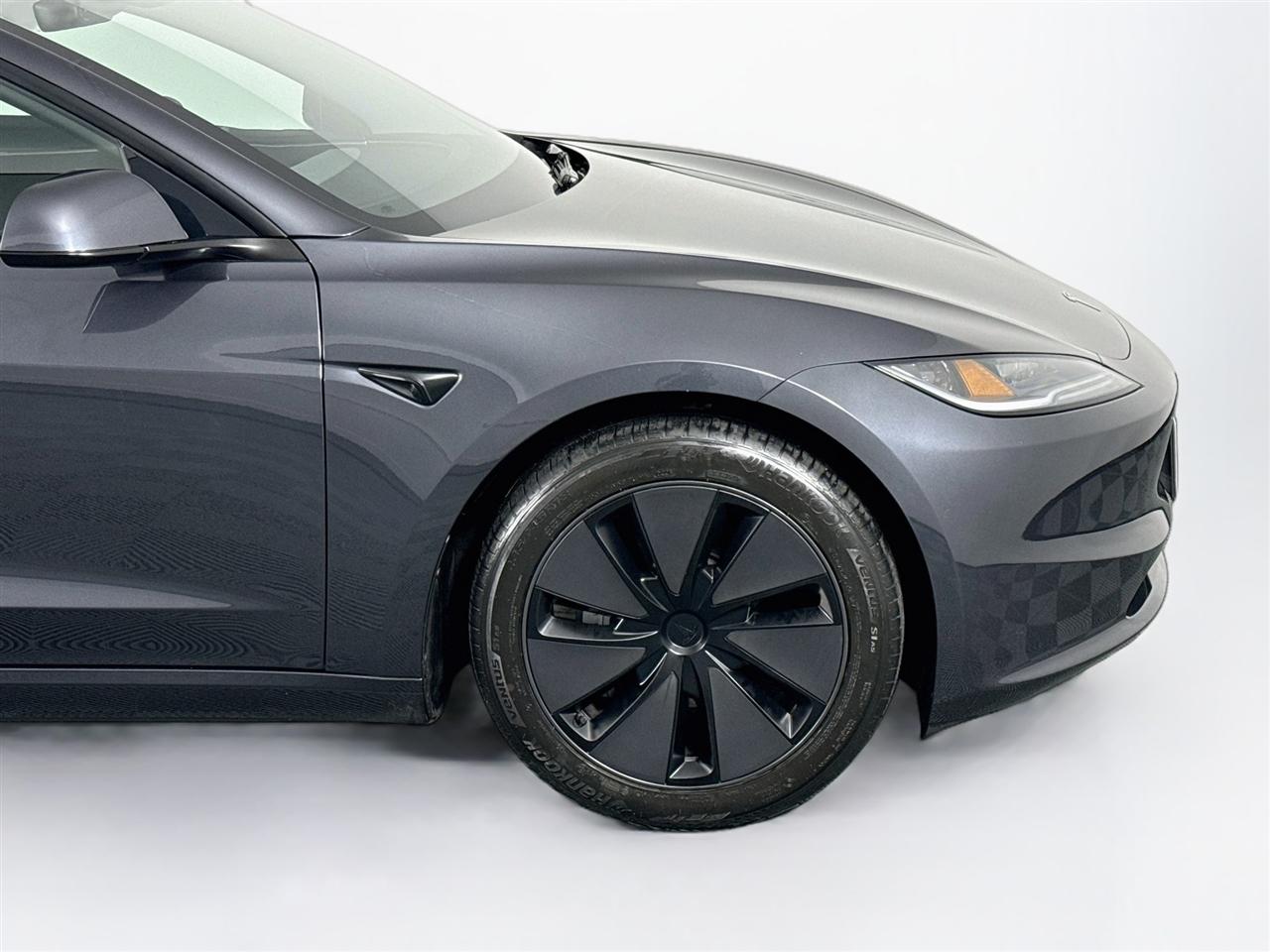 Tesla Model 3 Long Range AWD 2025