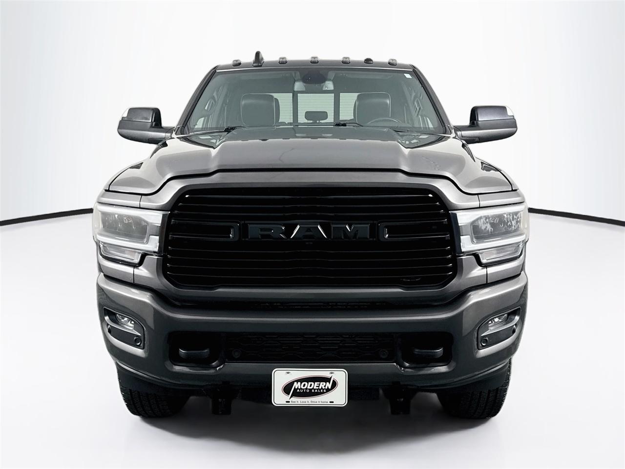 RAM 3500 Laramie 4x4 Crew Cab 6'4" Box 2020