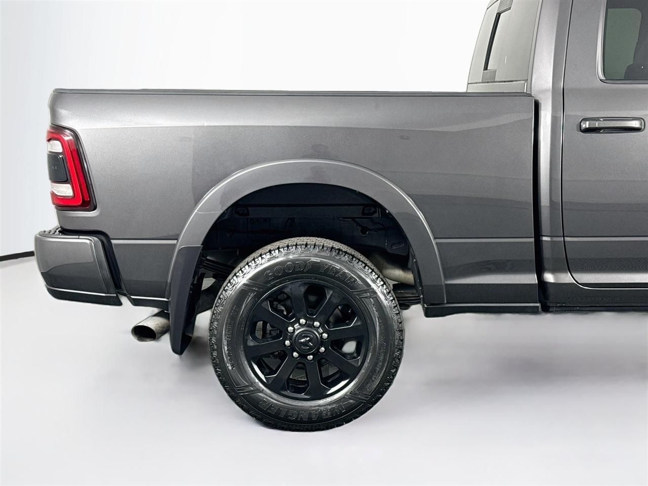 RAM 3500 Laramie 4x4 Crew Cab 6'4" Box 2020