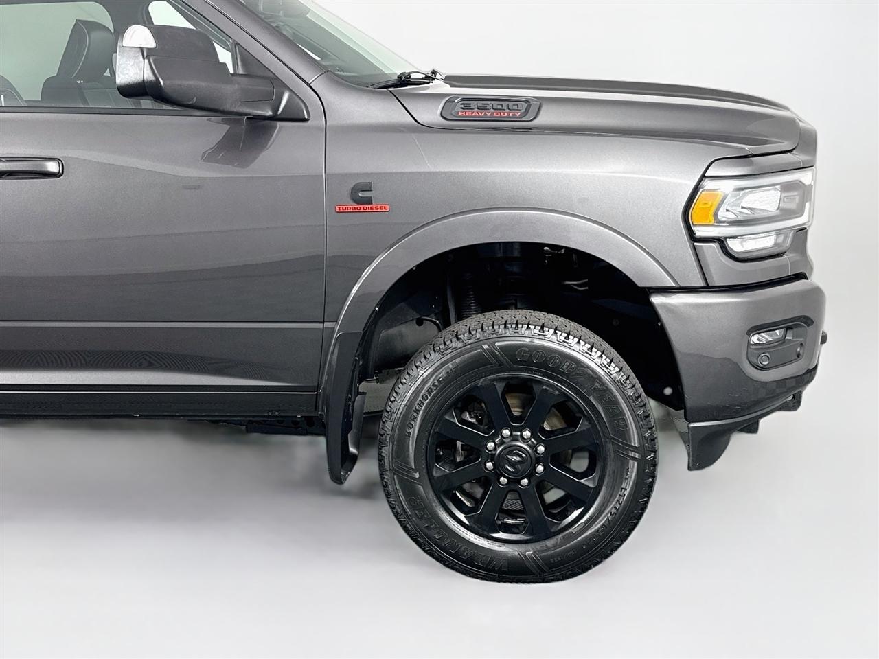 RAM 3500 Laramie 4x4 Crew Cab 6'4" Box 2020