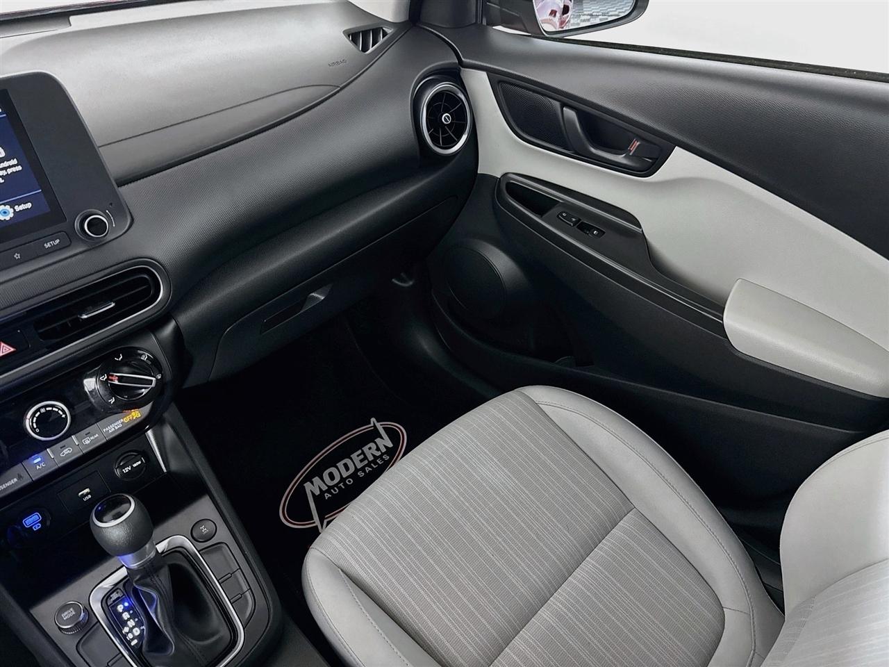 Hyundai Kona SEL Auto AWD 2023