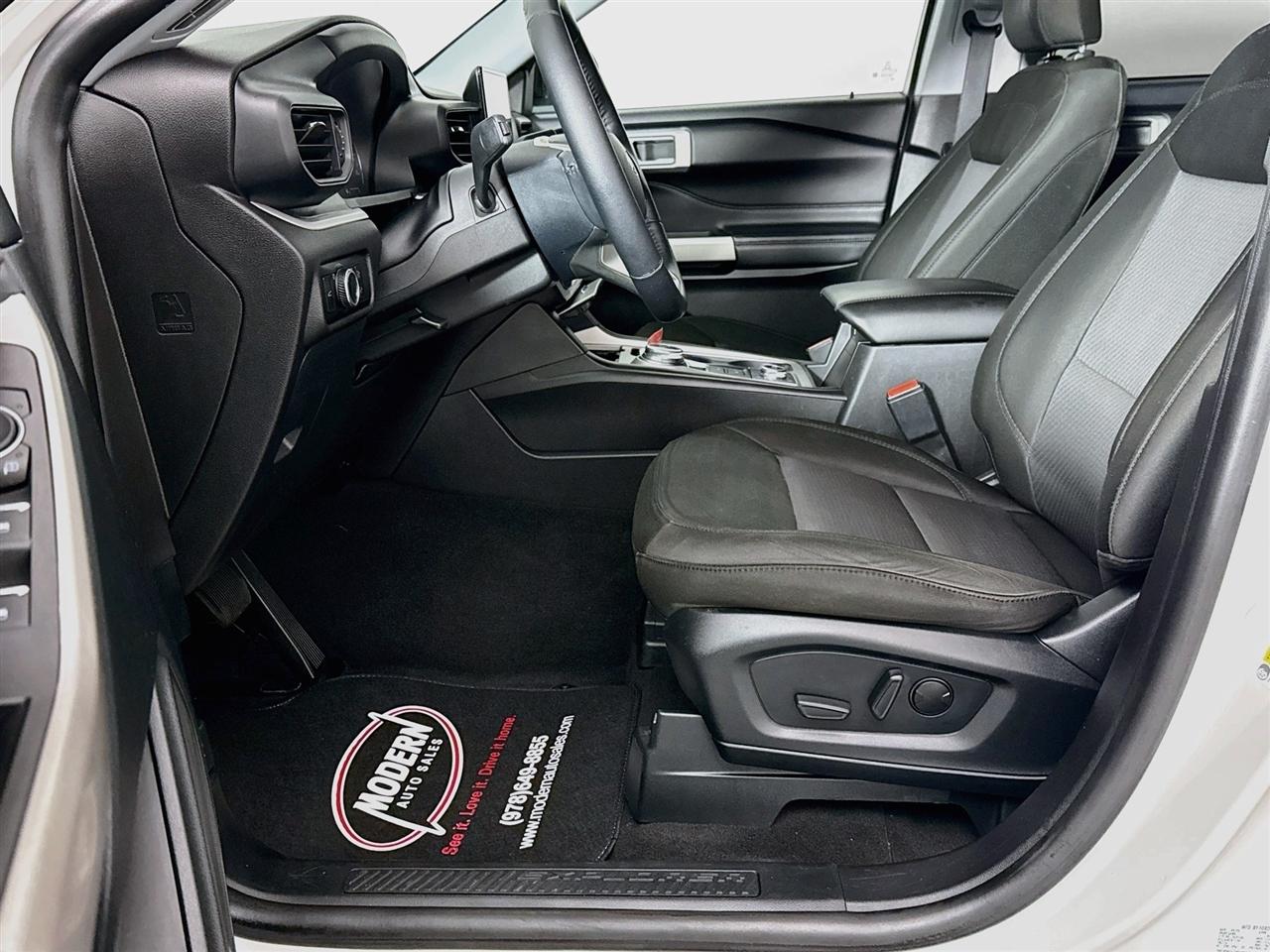 Ford Explorer XLT 4WD 2023