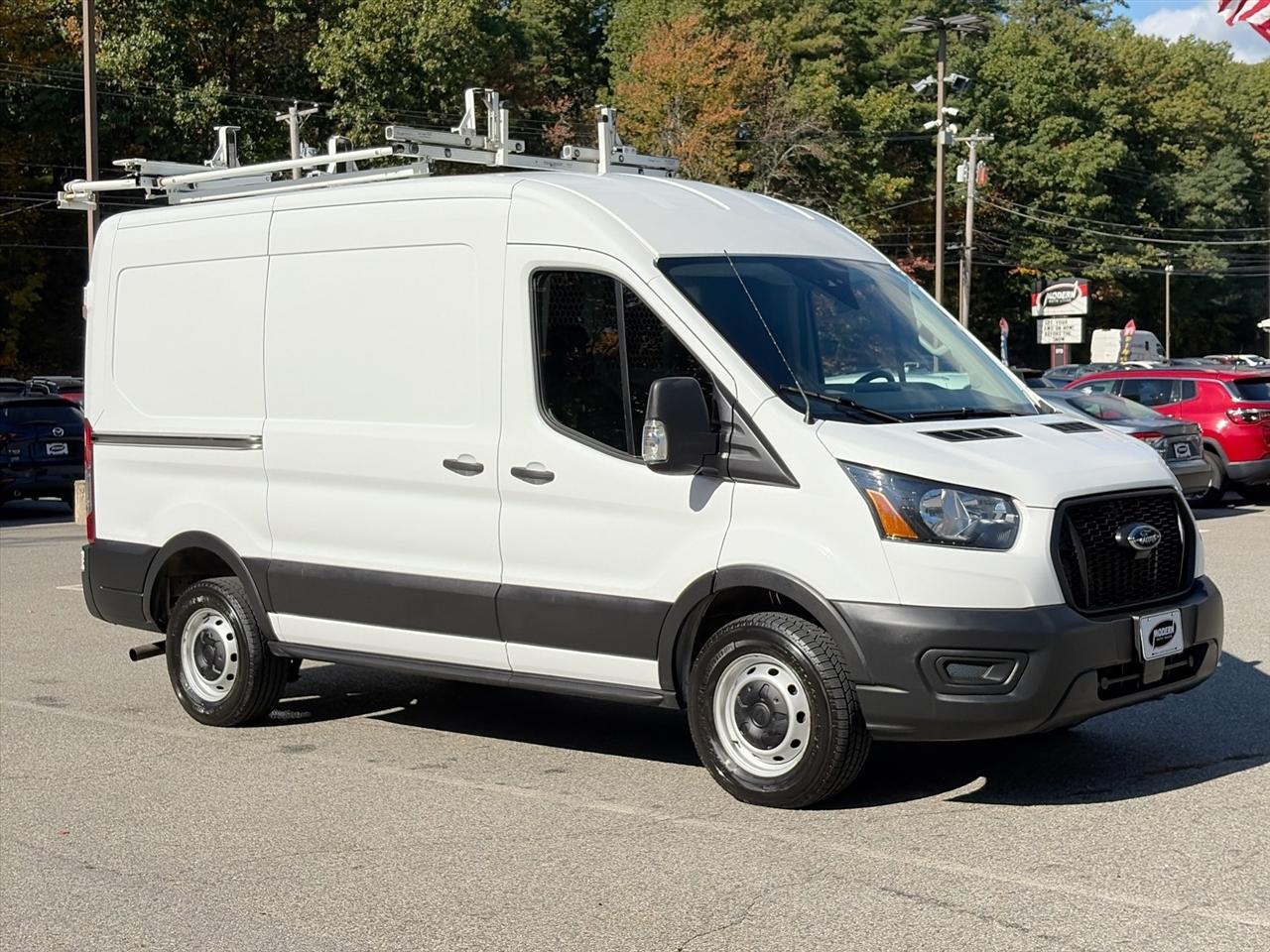 Ford Transit Cargo Van T-250 130" Med Rf 9070 GVWR RWD 2023