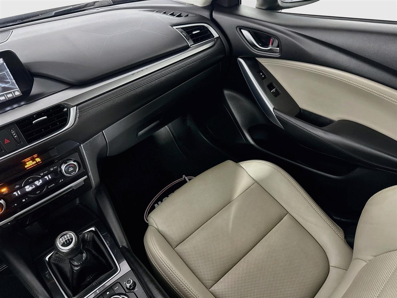 Mazda MAZDA6 4dr Sdn Man i Touring 2016