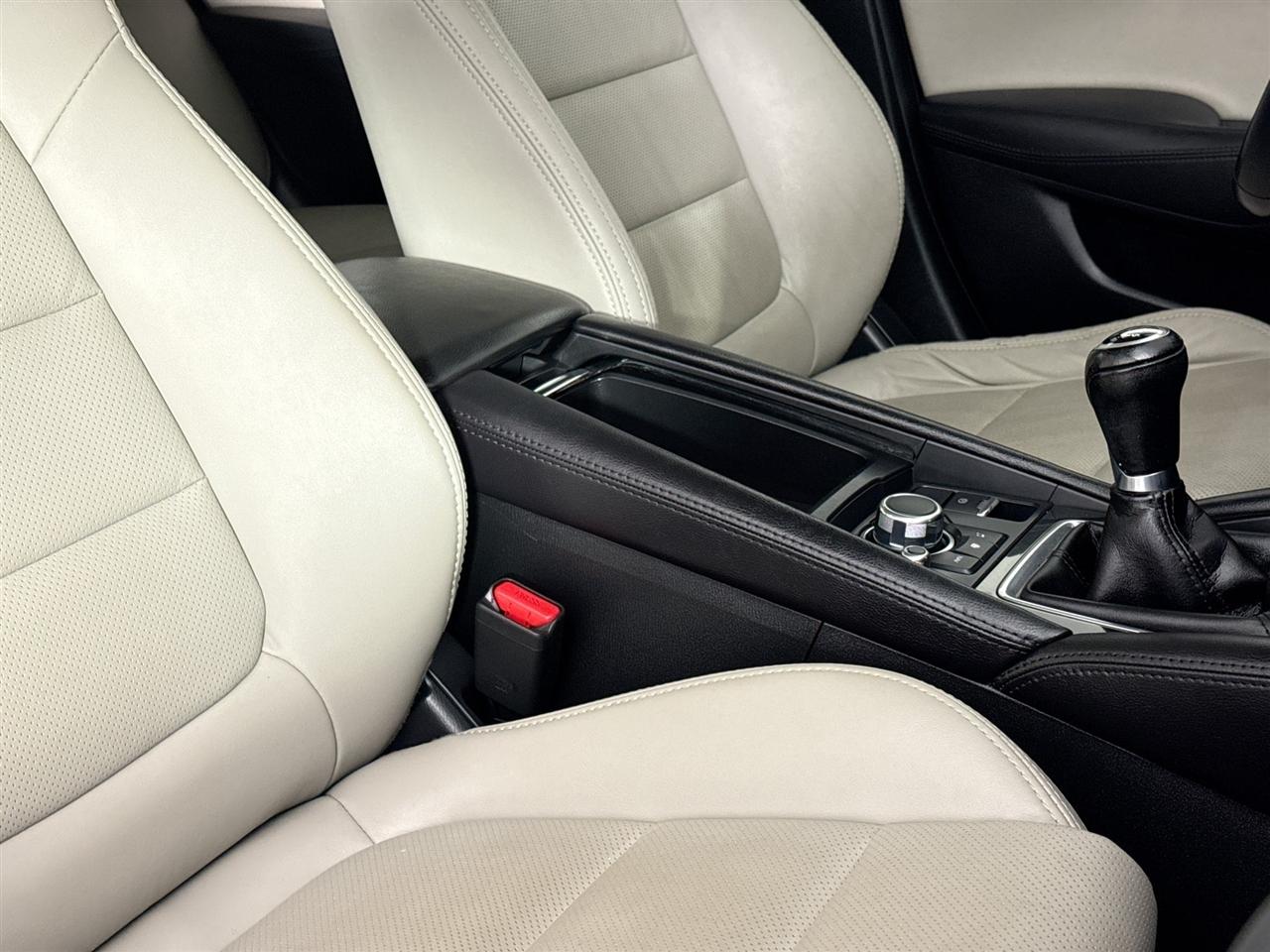 Mazda MAZDA6 4dr Sdn Man i Touring 2016