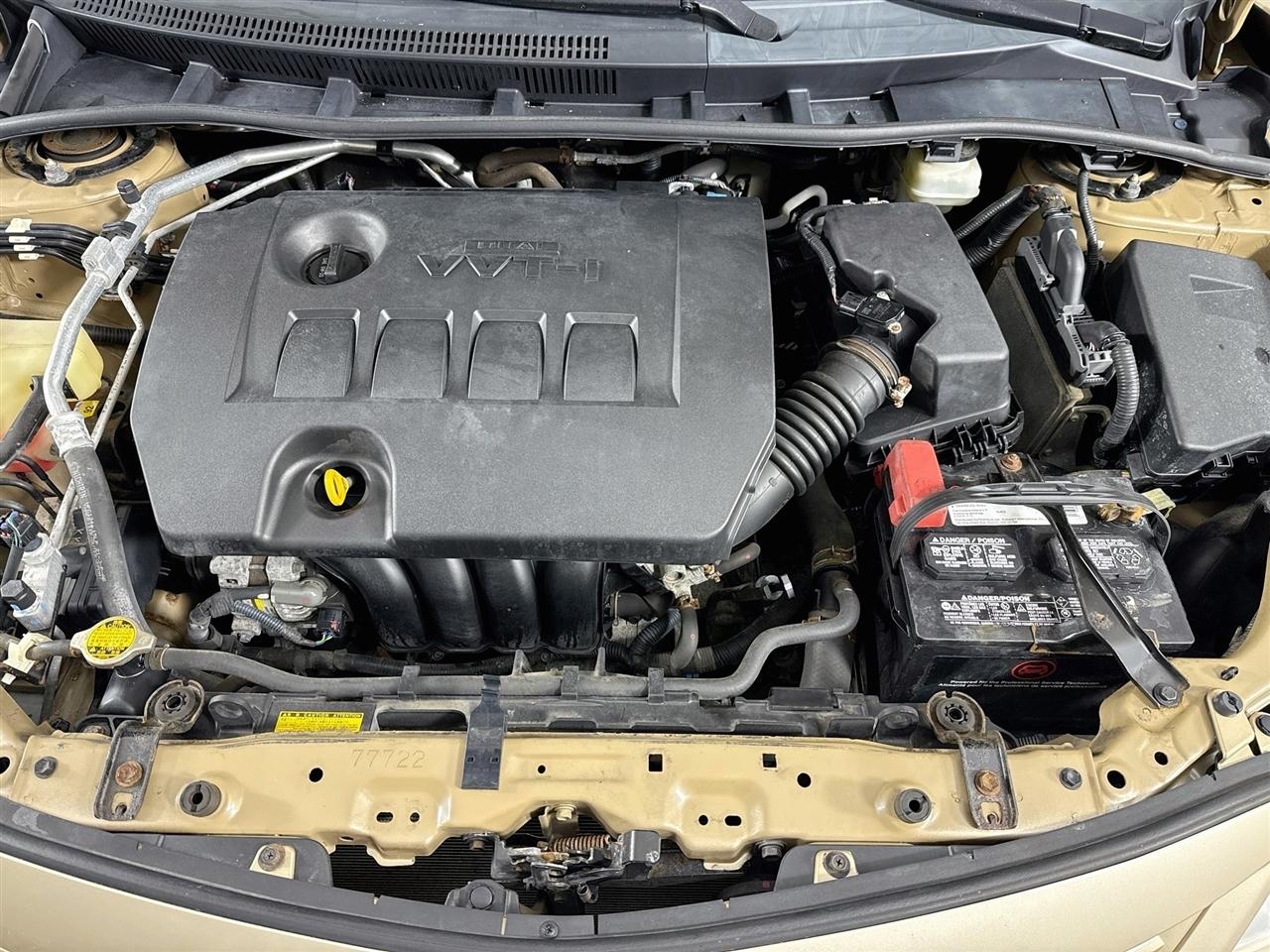 Toyota Corolla 4dr Sdn Auto LE Special Edition (Natl) 2013