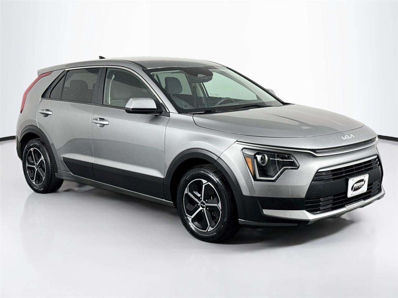 Kia Niro LX FWD 2023