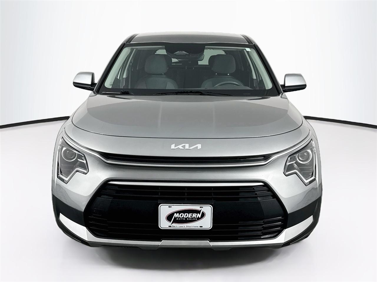 Kia Niro LX FWD 2023