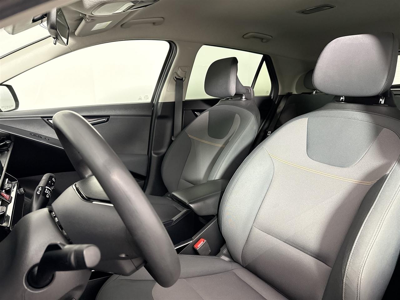 Kia Niro LX FWD 2023
