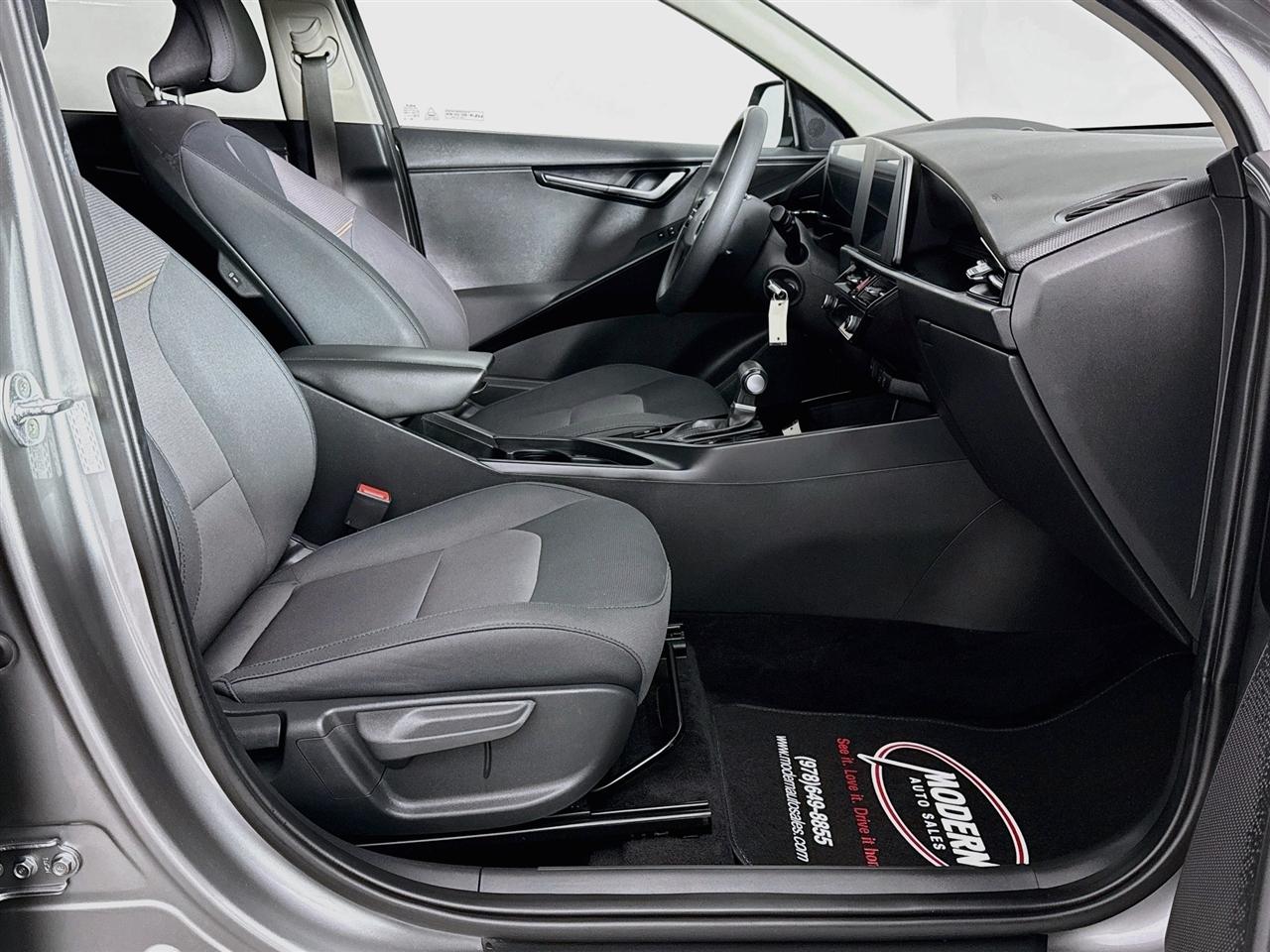 Kia Niro LX FWD 2023