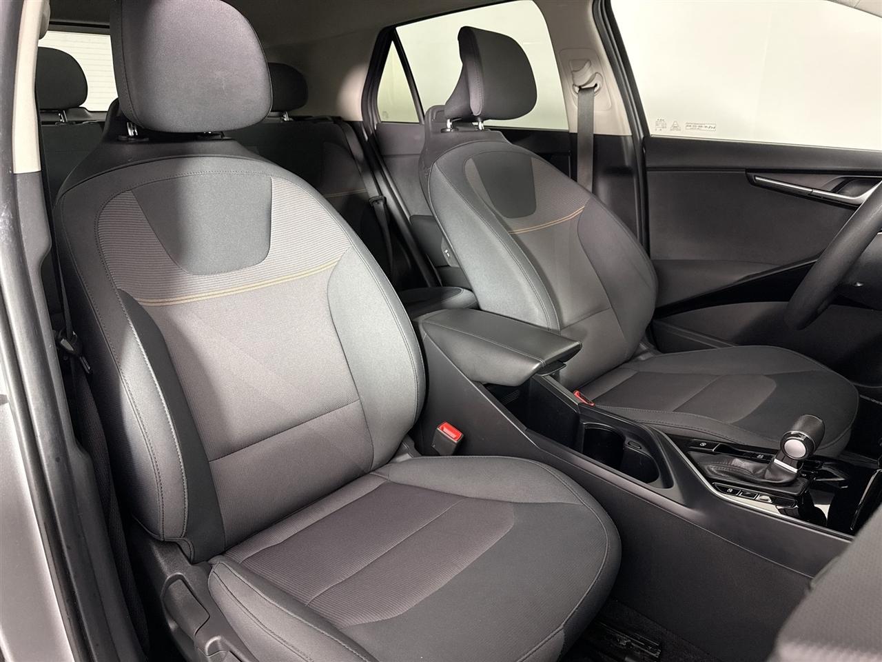 Kia Niro LX FWD 2023