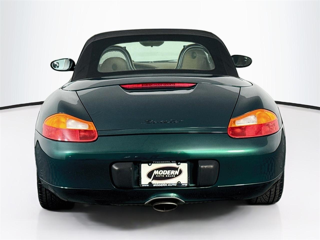 Porsche Boxster 2dr Roadster 5-Spd Manual 2002