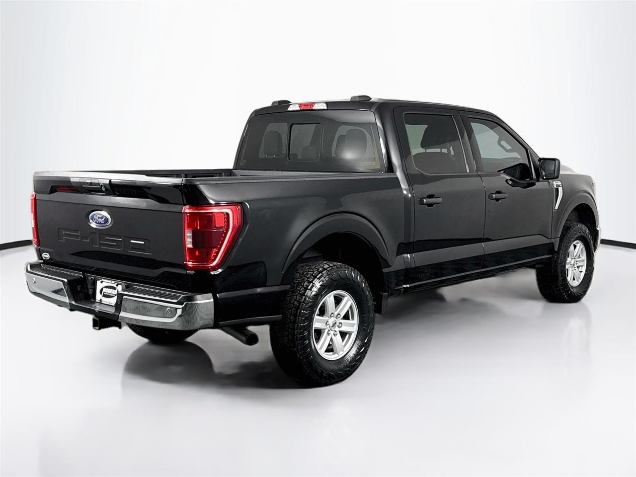 Ford F-150 Lariat 4WD SuperCrew 5.5' Box 2023
