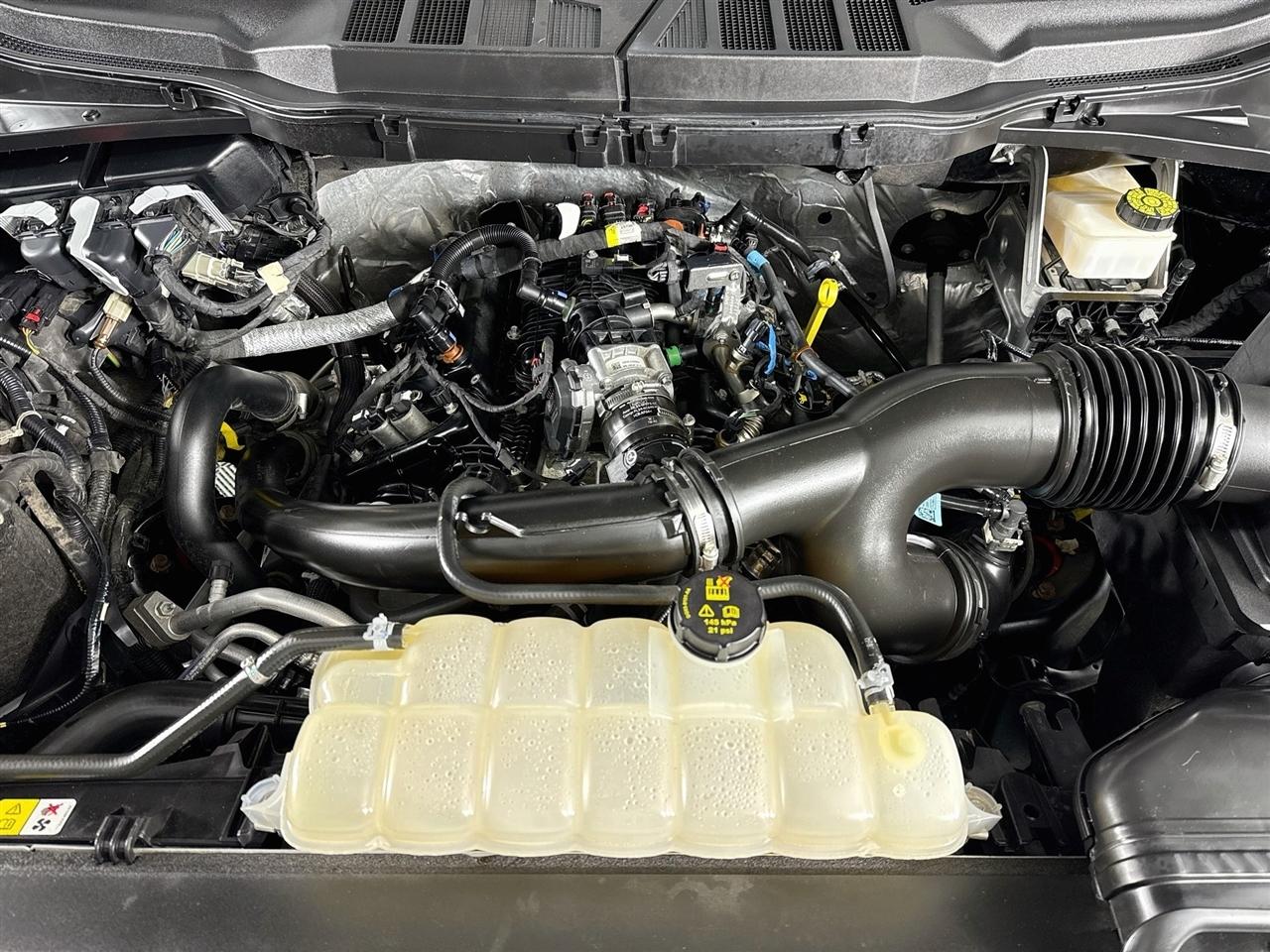 Ford F-150 Lariat 4WD SuperCrew 5.5' Box 2023