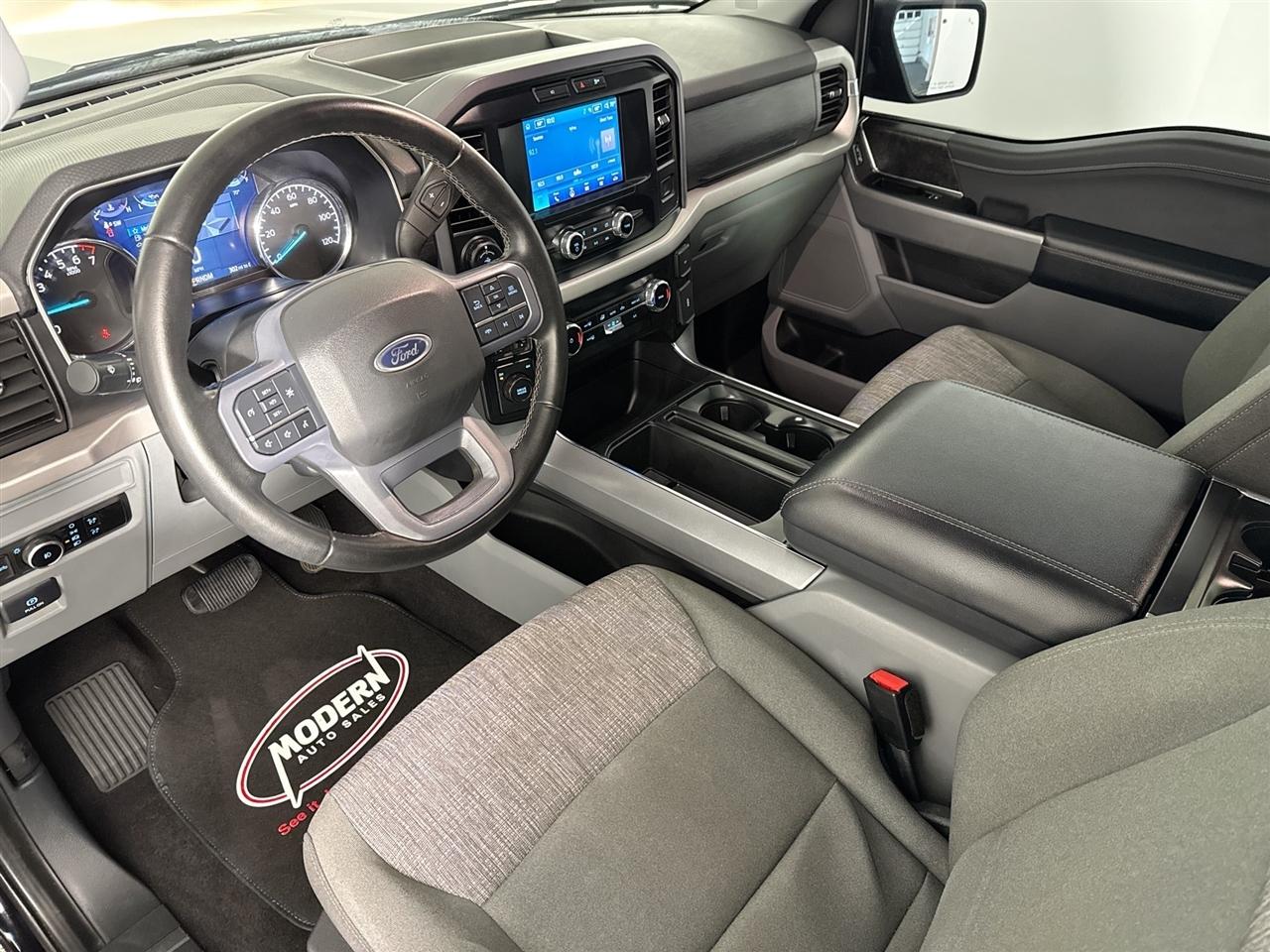 Ford F-150 Lariat 4WD SuperCrew 5.5' Box 2023