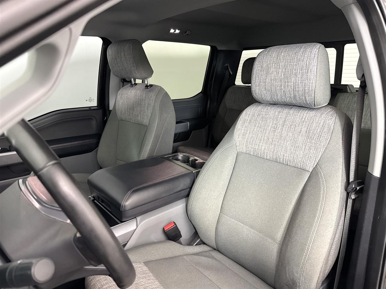 Ford F-150 Lariat 4WD SuperCrew 5.5' Box 2023