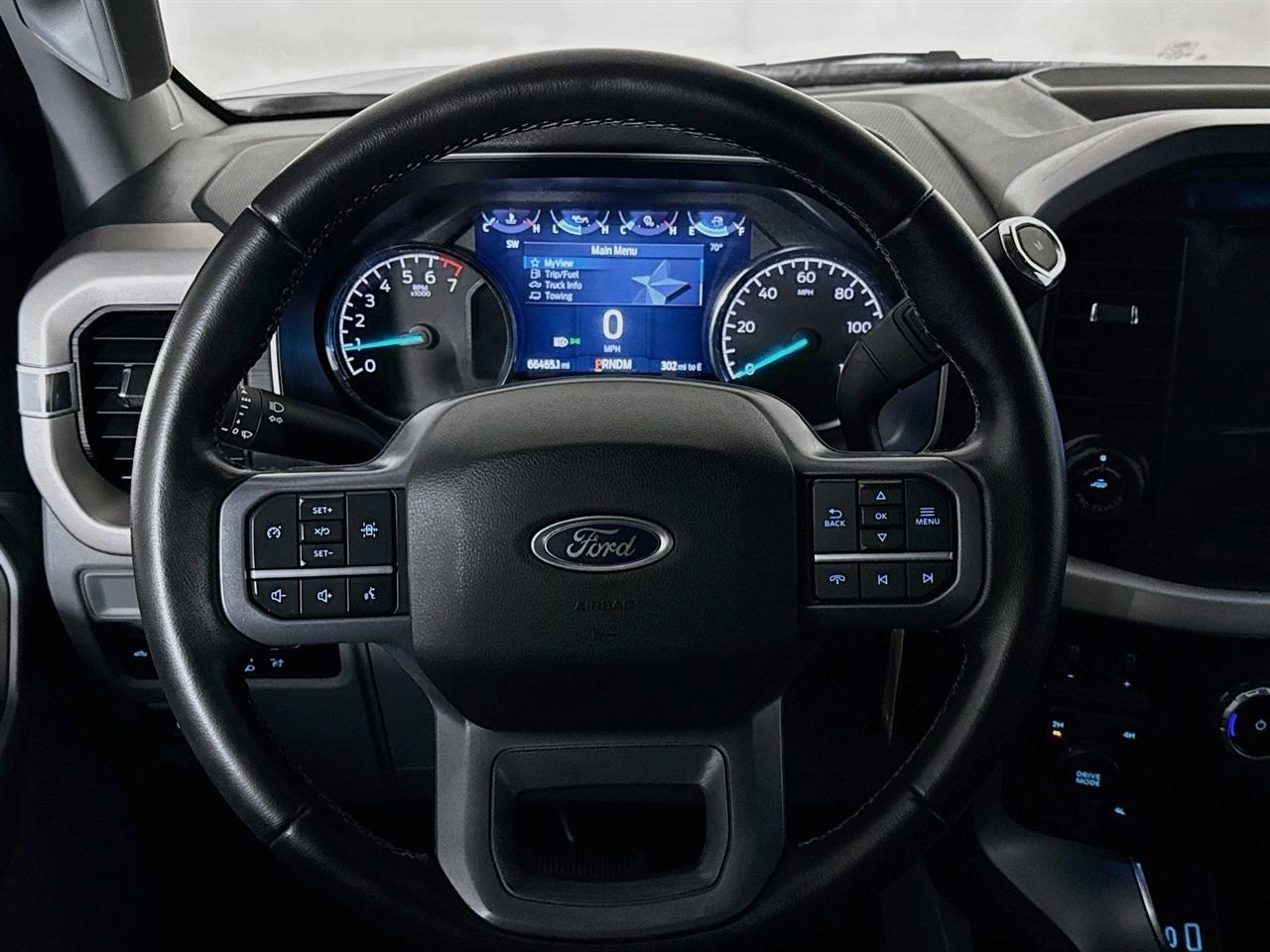 Ford F-150 Lariat 4WD SuperCrew 5.5' Box 2023