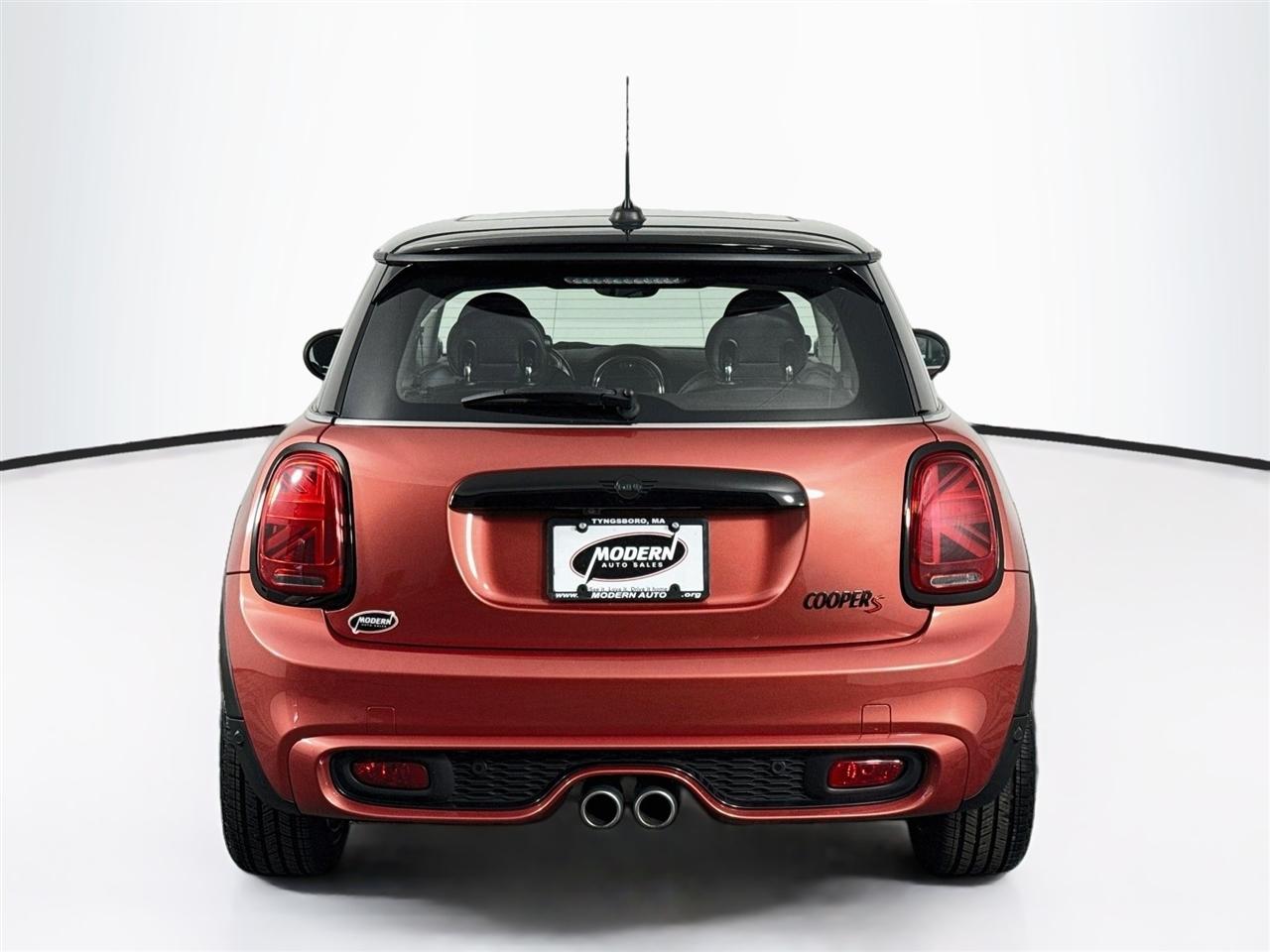 MINI Hardtop 2 Door Cooper S FWD 2021