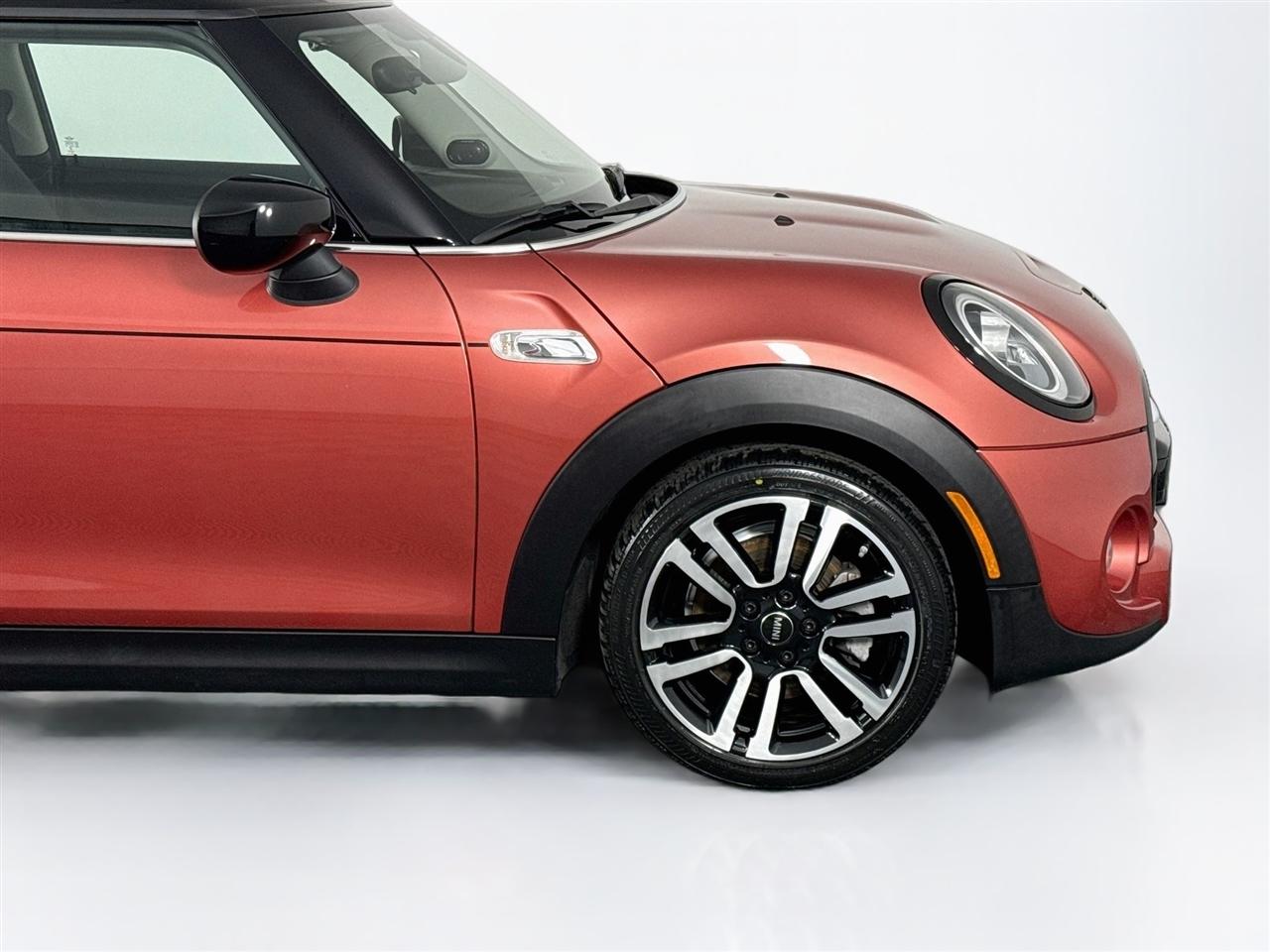 MINI Hardtop 2 Door Cooper S FWD 2021