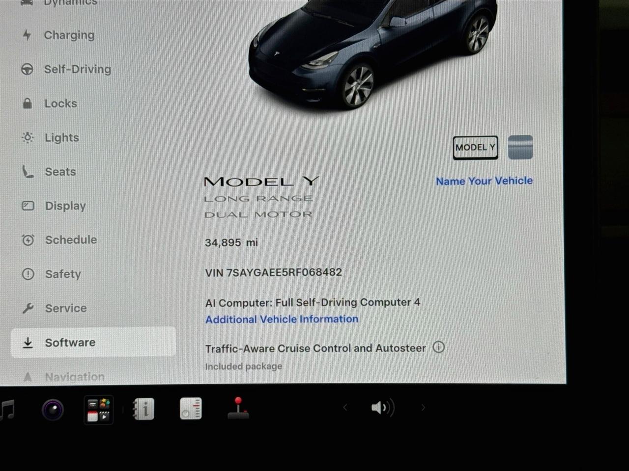 Tesla Model Y Long Range AWD 2024