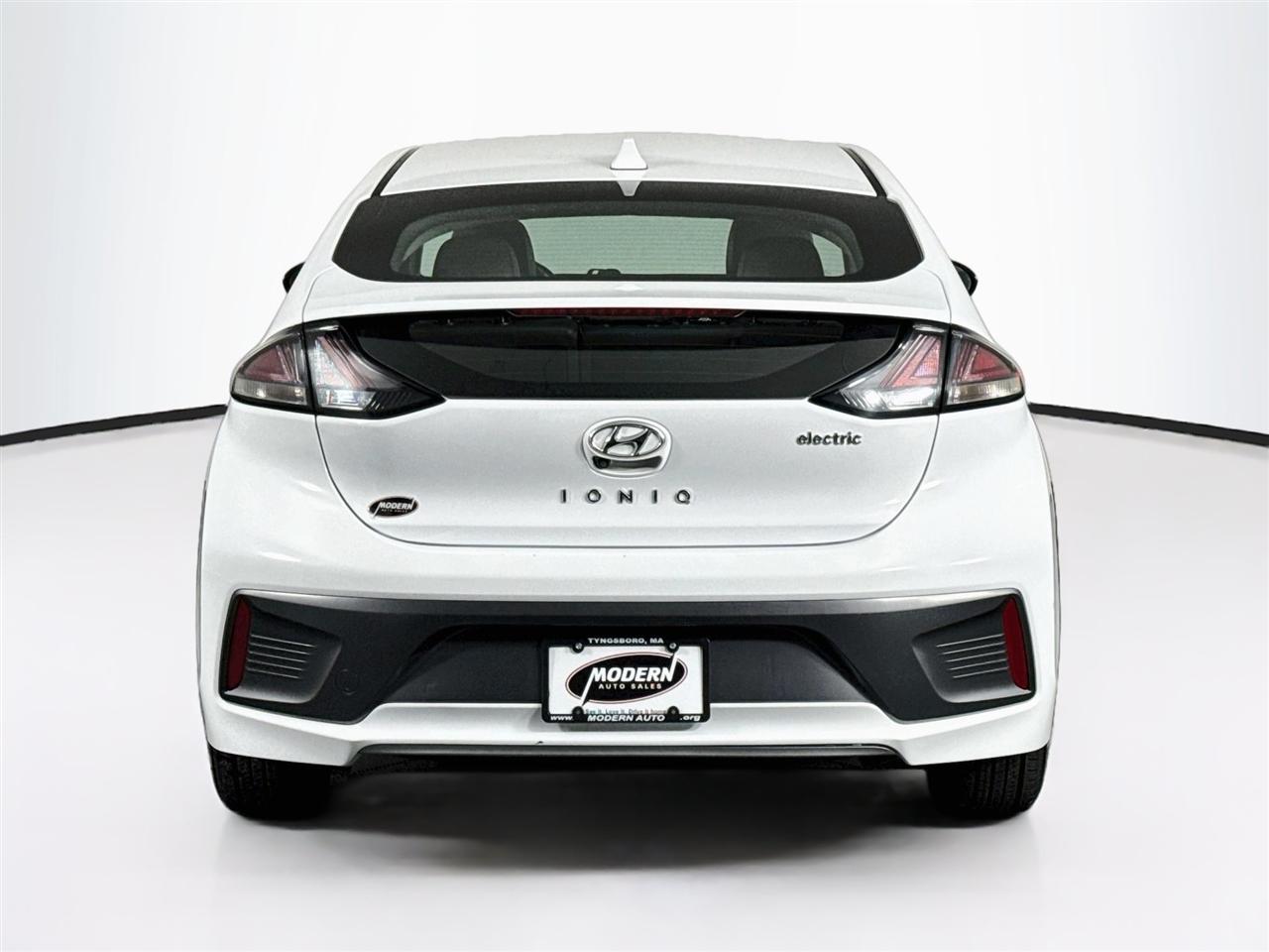 Hyundai Ioniq Electric Limited Hatchback 2021