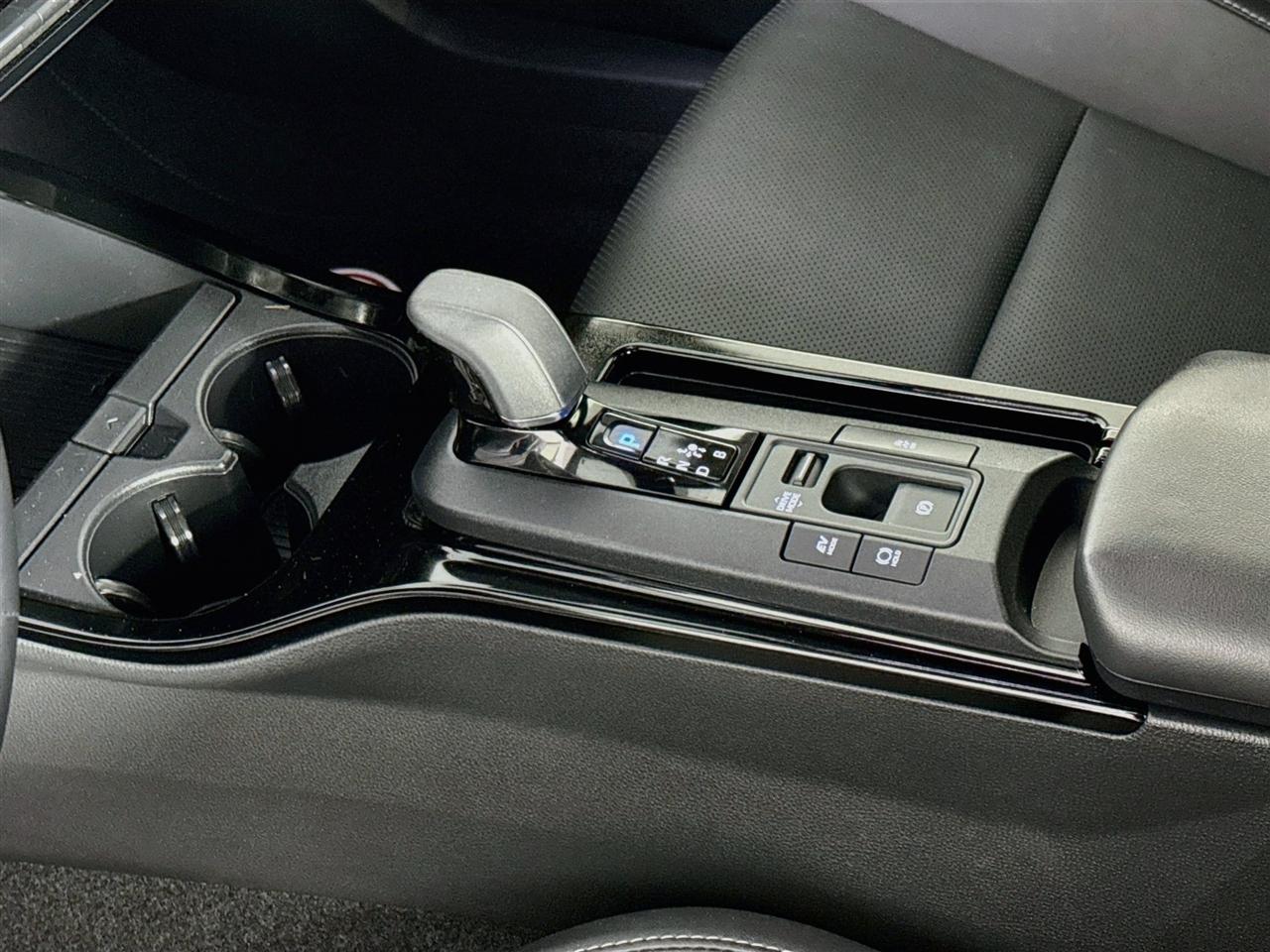 Toyota Prius Nightshade AWD (Natl) 2026