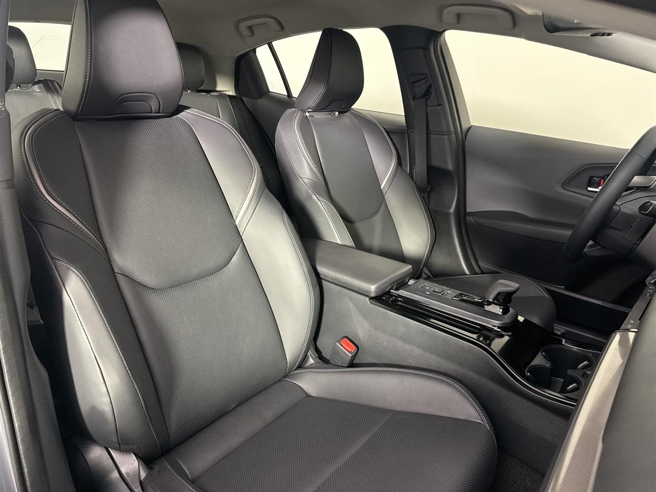 Toyota Prius Nightshade AWD (Natl) 2026
