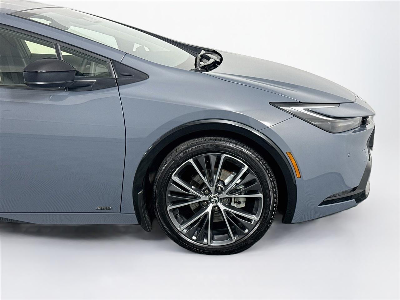 Toyota Prius Nightshade AWD (Natl) 2026