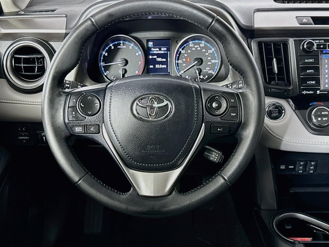 Toyota RAV4 Adventure AWD (Natl) 2018