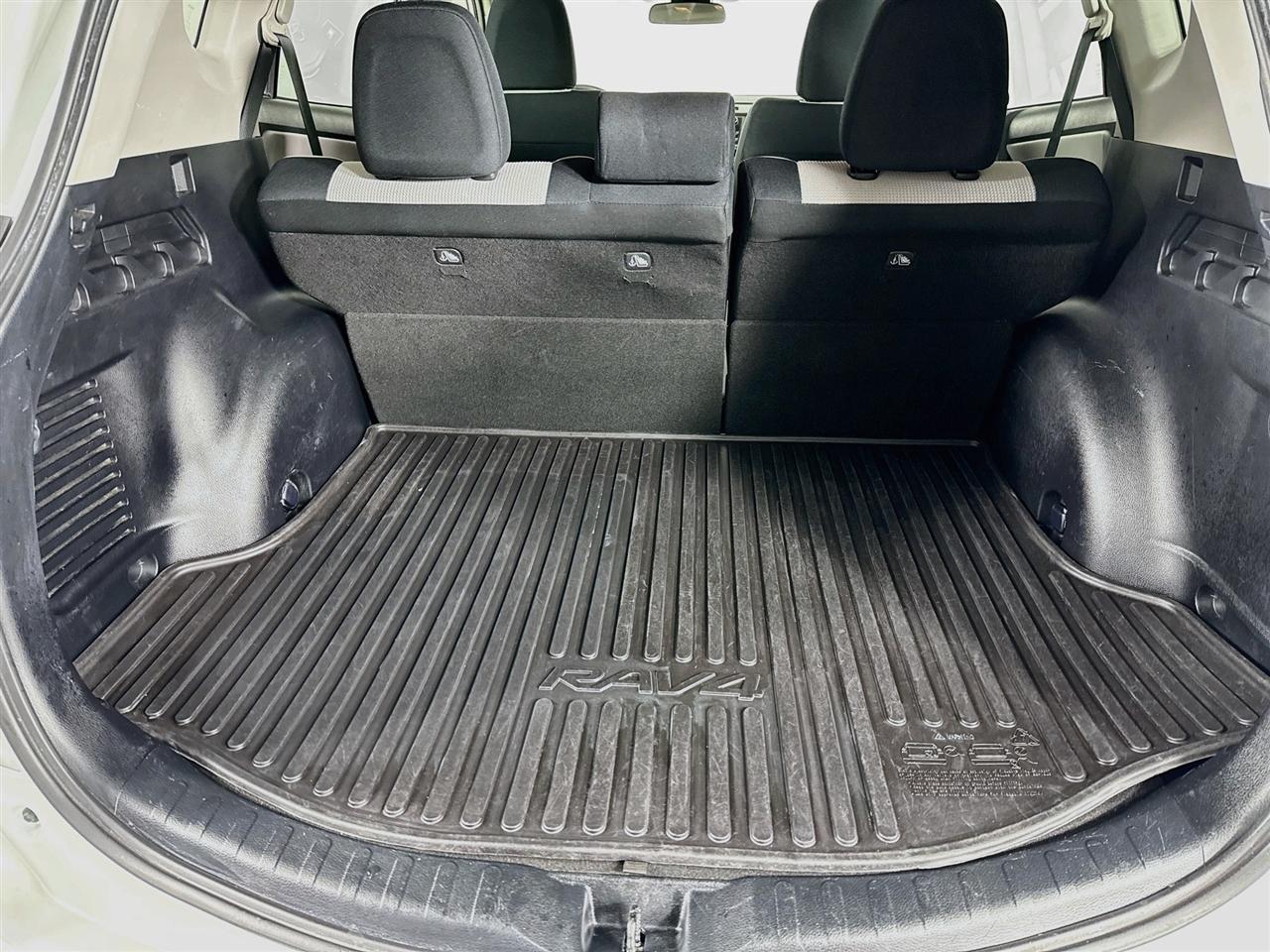 Toyota RAV4 Adventure AWD (Natl) 2018