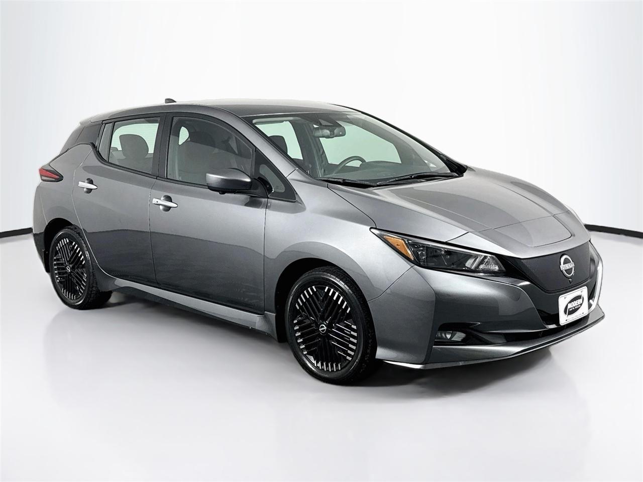 Nissan Leaf SV PLUS Hatchback 2024
