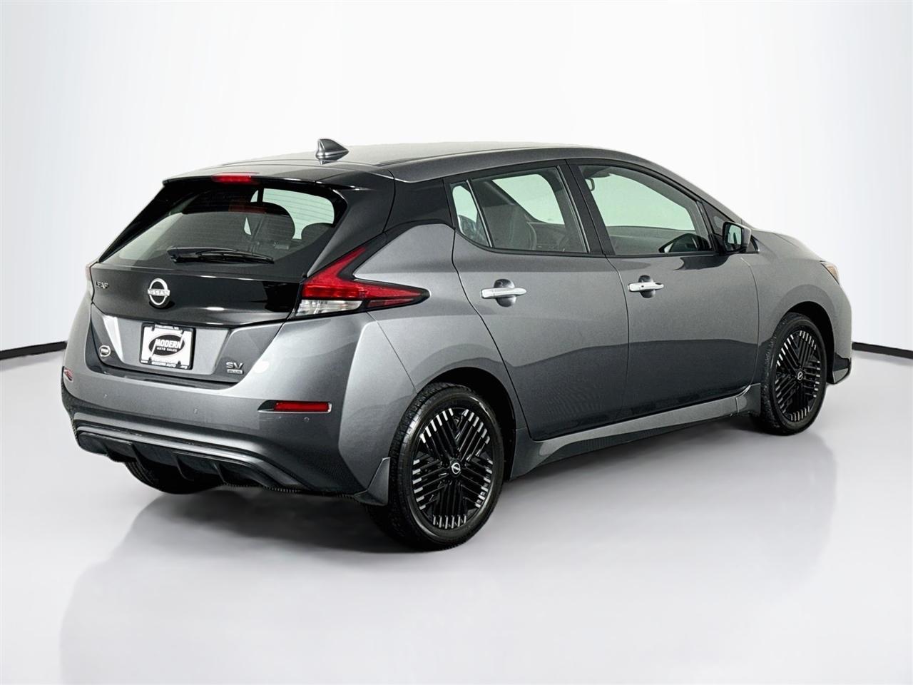 Nissan Leaf SV PLUS Hatchback 2024